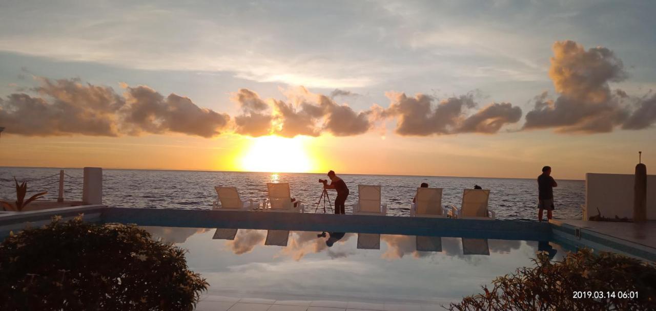 Seascape Beach Resort 오슬롭 외부 사진