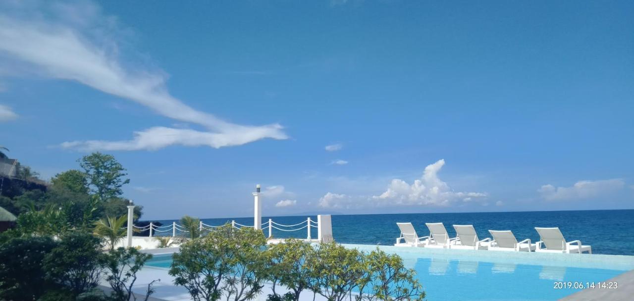 Seascape Beach Resort 오슬롭 외부 사진