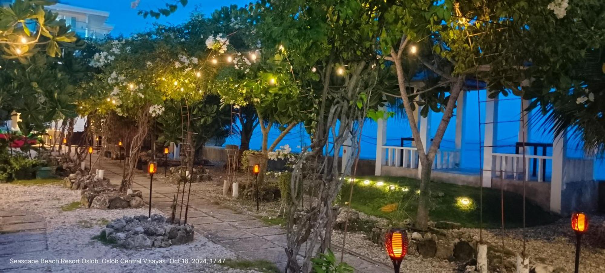 Seascape Beach Resort 오슬롭 외부 사진
