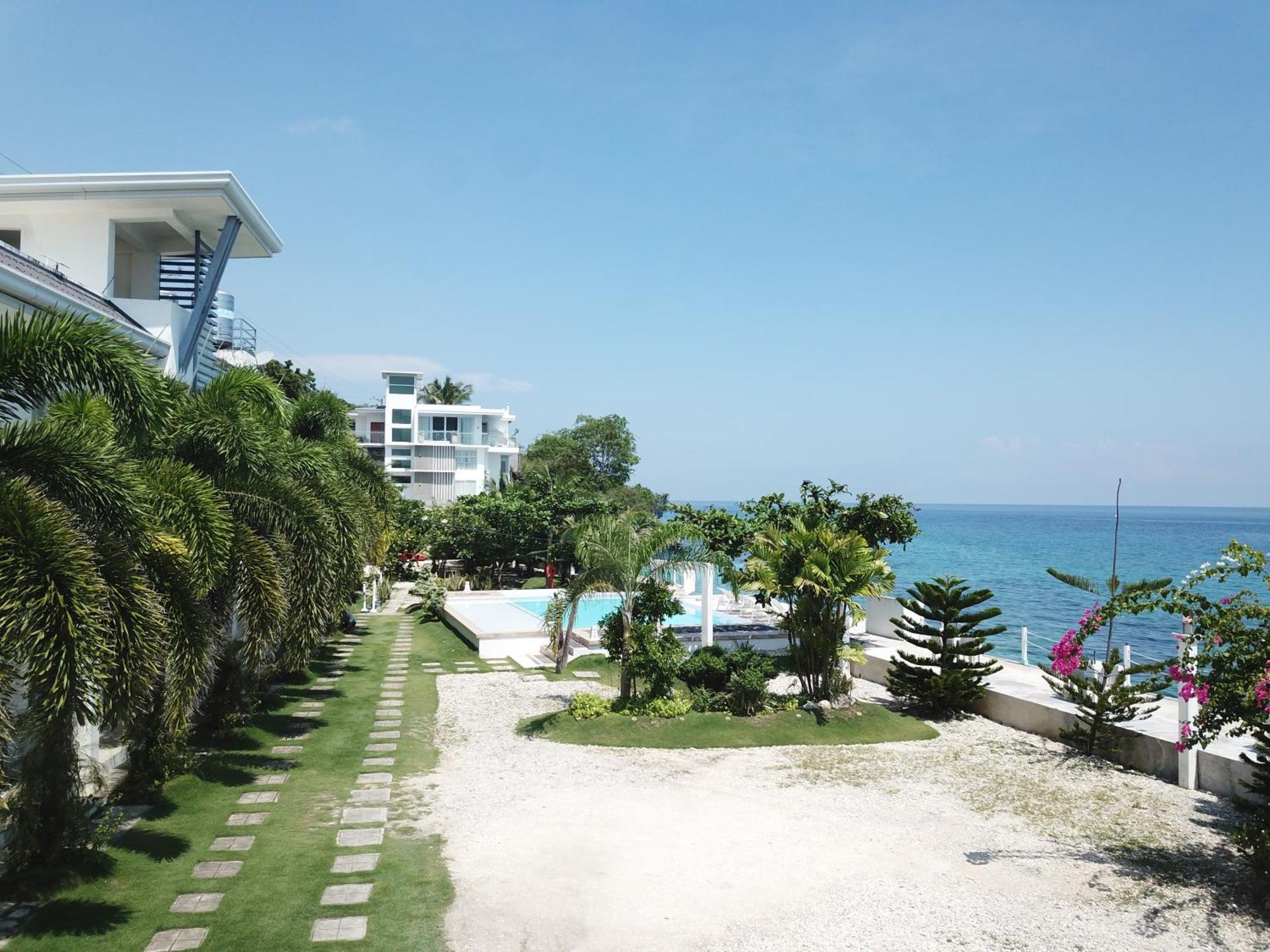 Seascape Beach Resort 오슬롭 외부 사진